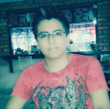 Edgar Vivanco's avatar